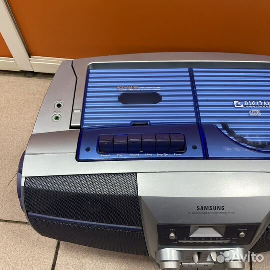 Магнитола Samsung RCD-M30B