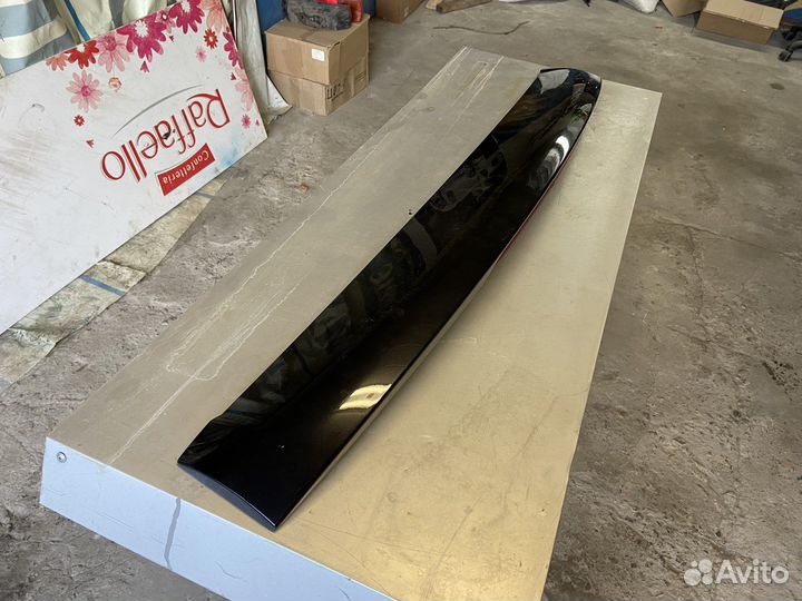 Спойлер на крышку багажника touareg