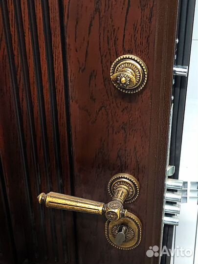 Парадные входные двери с терморазрывом