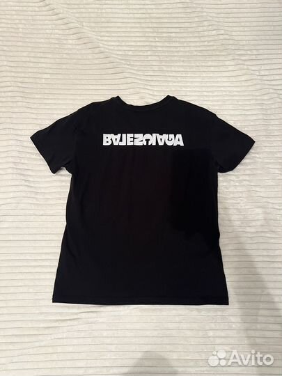 Футболка balenciaga