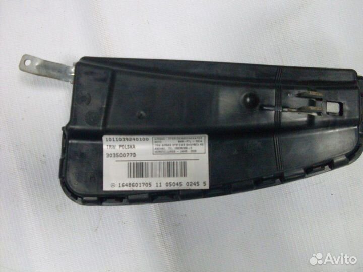 Подушка безопасности (сиденье) Mercedes-Benz