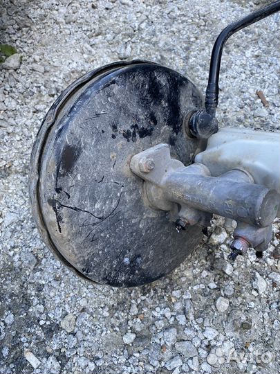 Вакуумный усилитель тормозов Renault Logan