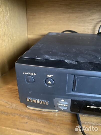 Видеомагнитофон