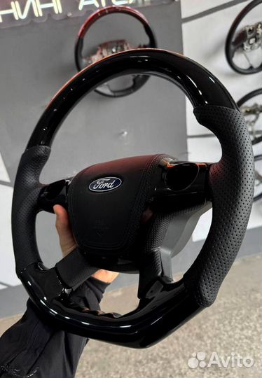 Эффективный анатомический руль для Ford Focus