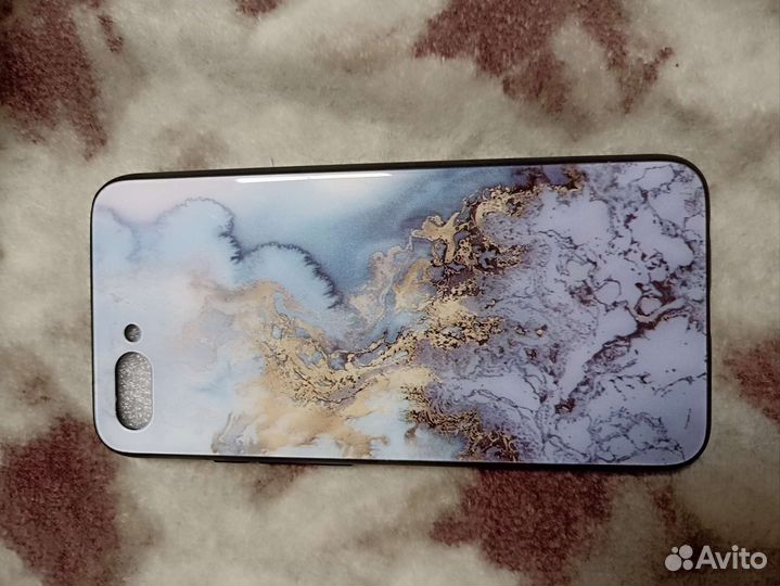 Чехлы на Honor 10