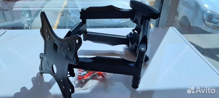 Кронштейн для телевизора наклонно поворотный