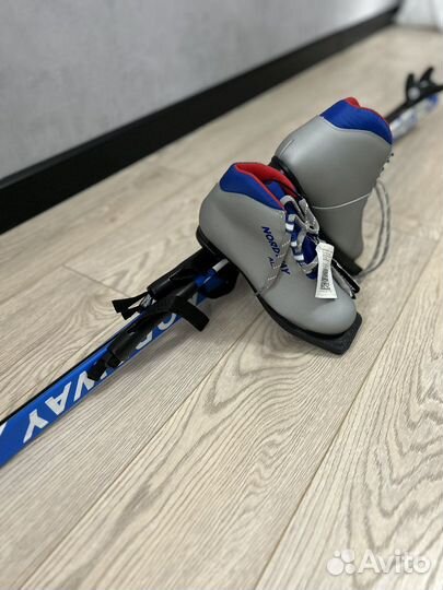 Лыжи детские 140 см комплект