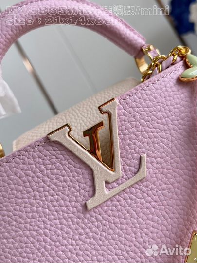 Сумка Louis Vuitton Capucines