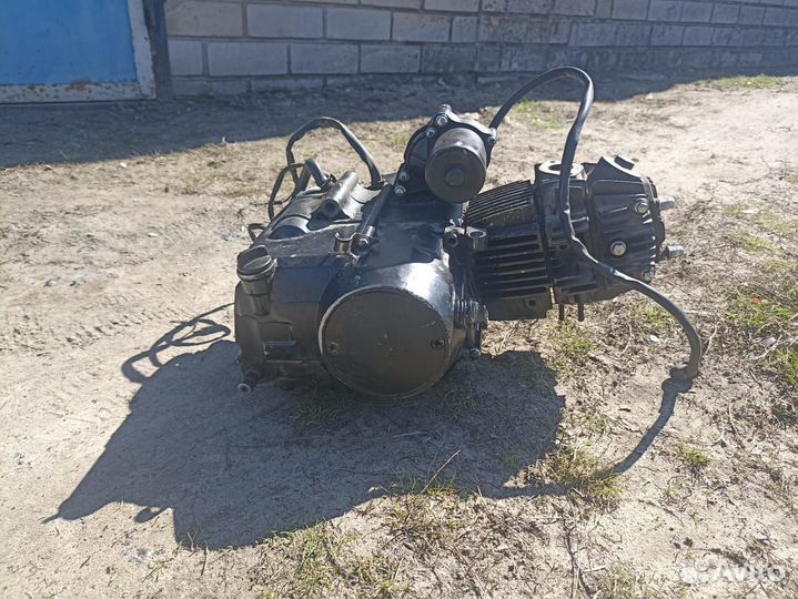 Продам мотор от рейсера110