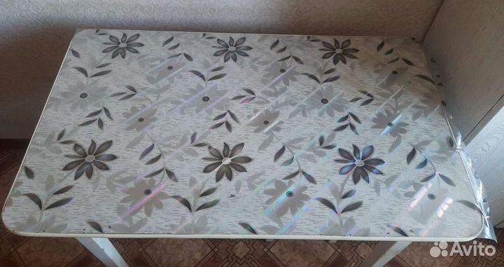 Покрытие на стол (силиконовая скатерть)