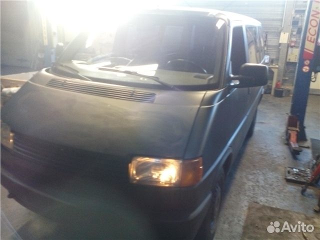 Разбор на запчасти Volkswagen Transporter 4