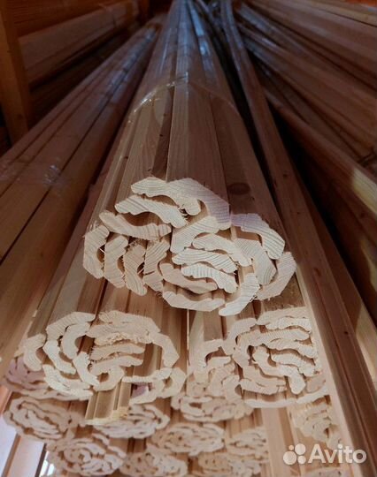 Плинтус из дерева