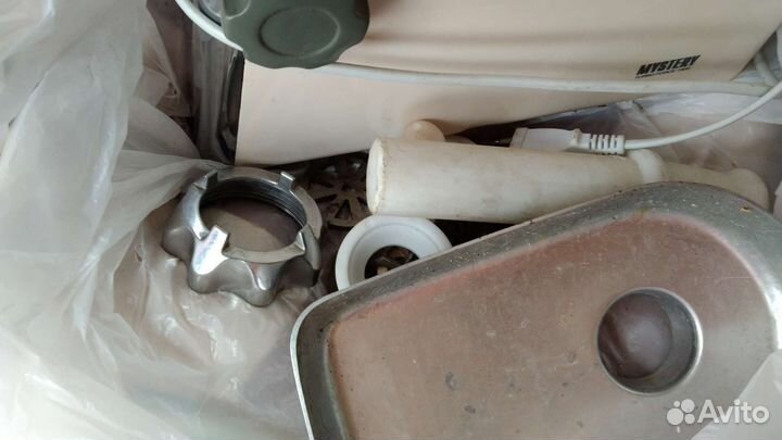 Мясорубка электрическая Мистери 1400