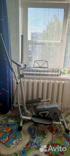 Эллиптический тренажер