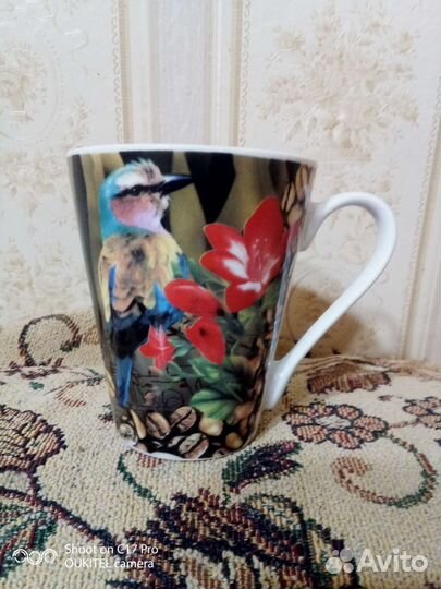 Чайные ложки и чашки