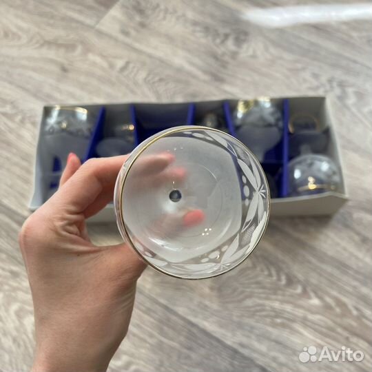 Набор стопок и бокалов