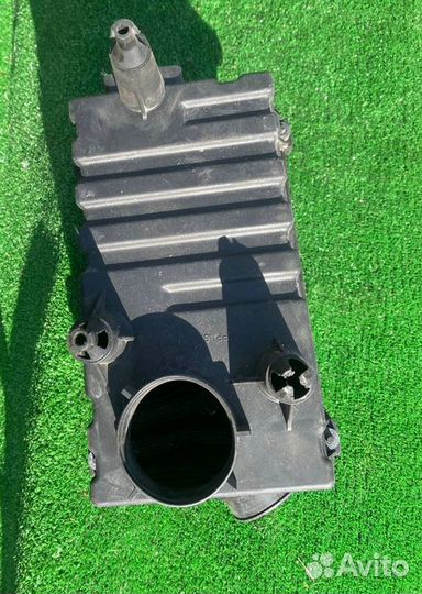 Корпус воздушного фильтра Ford Focus 1.8 2001