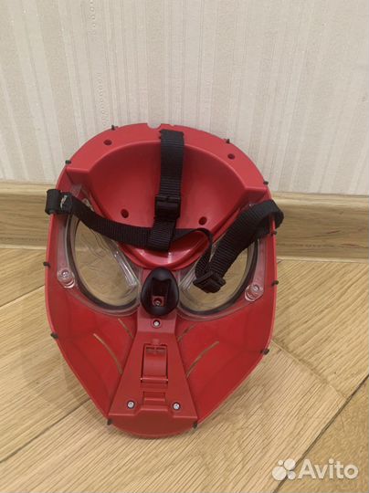 Маска человека паука