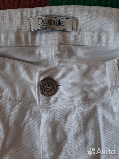 Джинсы белые для девочки, слегка занижены