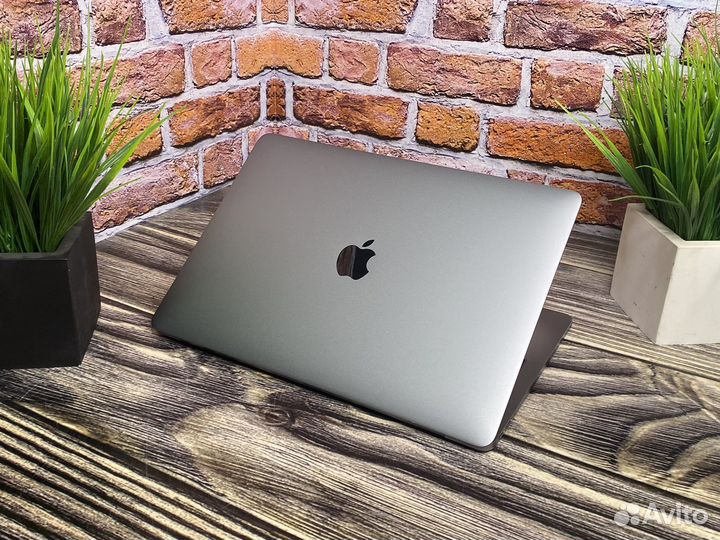 Apple MacBook Pro 13 Retina/8gb/SSD