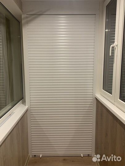 Шкаф с рольставнями на балкон на заказ с гарантией
