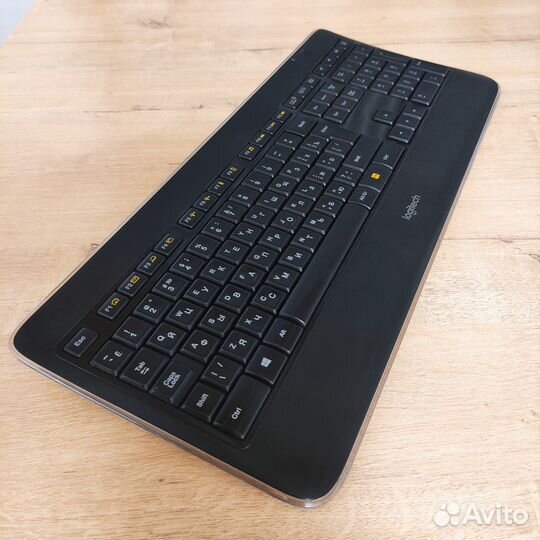 Logitech K800 беспроводная клавиатура с подсветкой