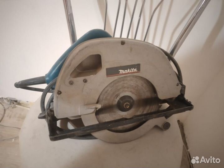 Пила ручная циркулярная makita