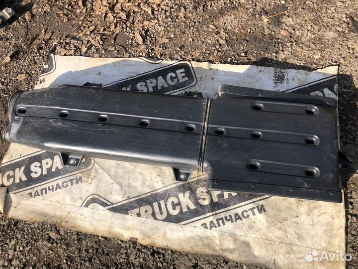 1328237 Воздуховод за кабиной DAF