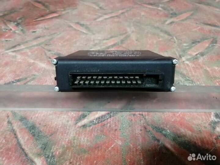 Блок управления рулевой колонкой Audi A8 D2 A6