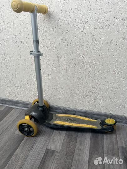 Продам детский самокат Capella от 2 лет