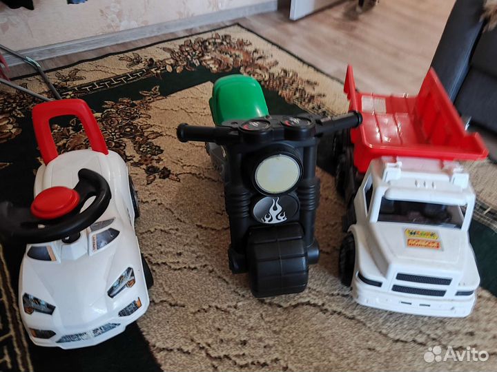 Детская машинка каталка бу