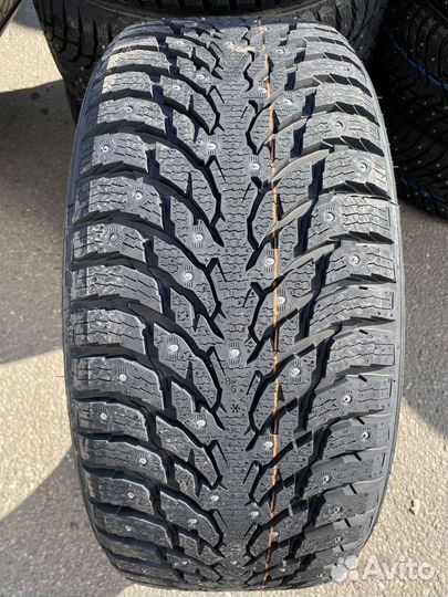 Nokian Tyres Hakkapeliitta 9 SUV 275/45 R21 110T