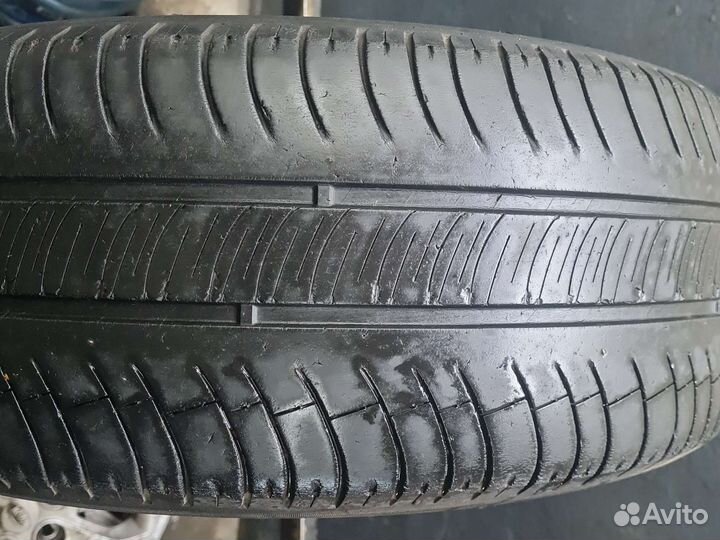 Michelin Energy E3A 215/60 R16