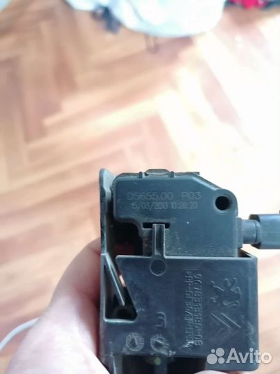 Активатор замка бензобака пежо ситроен