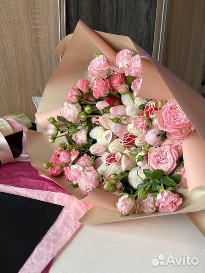 Букет с клубникой в шоколаде Ялта