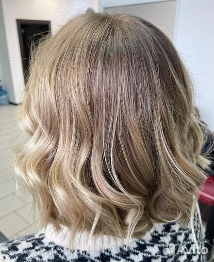 Парикмахер женский колорист