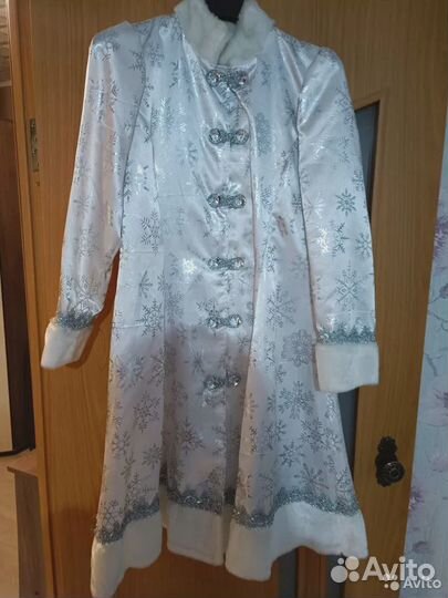 Костюмы снегурочки и русские народные (взрослые)