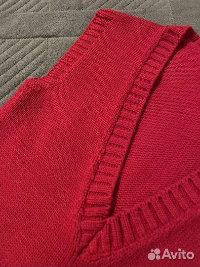 Жилетка женская вязаная