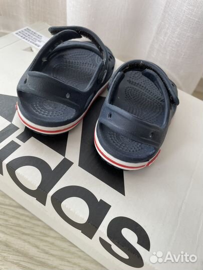 Сандалии crocs c4