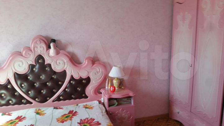 4-к. квартира, 80 м², 4/5 эт.