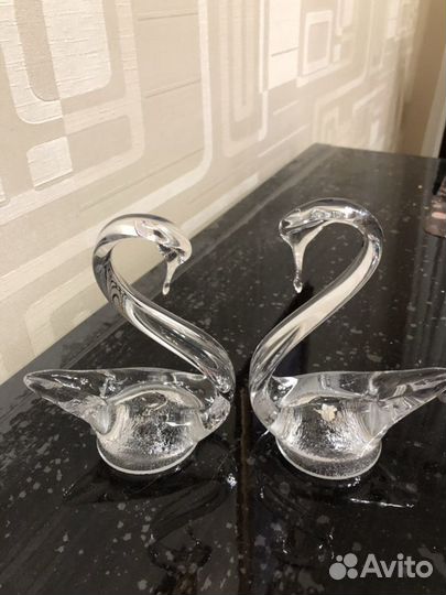 Лебедь стеклянный