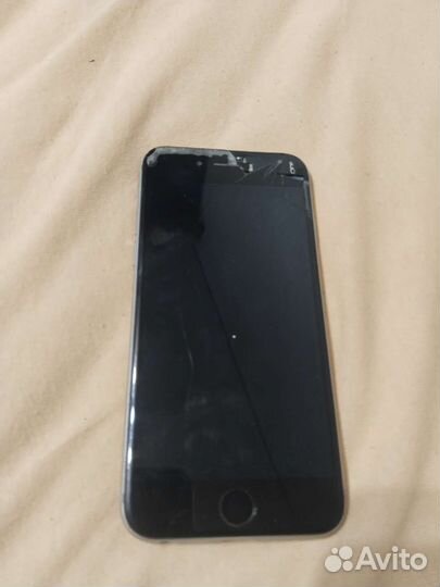 Телефон iPhone 6s