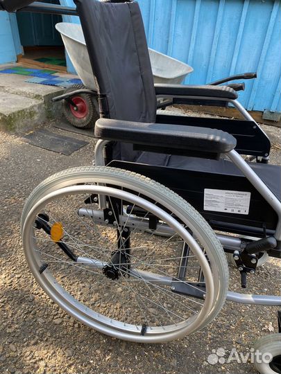 Кресло-каляска KY 954 LGC (инволидное кресло)