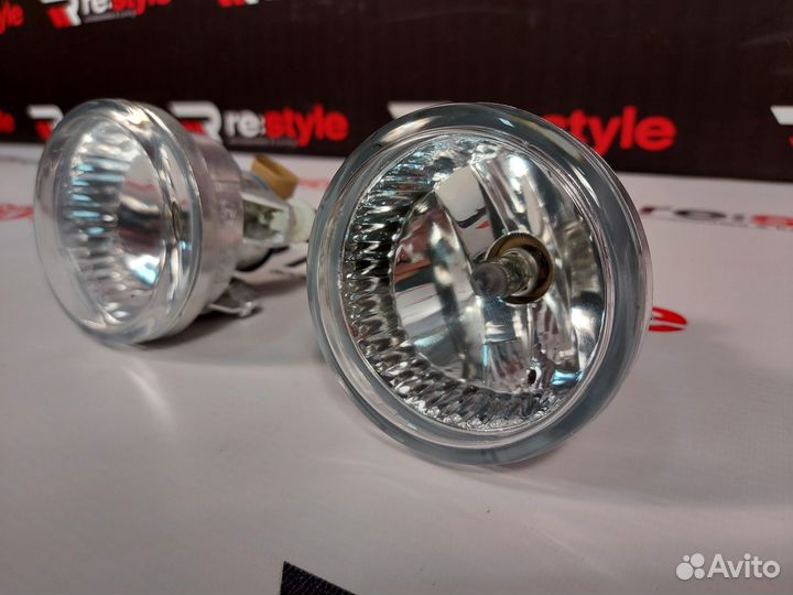 Туманка Toyota Prius 20 2005-2011г