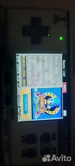 Игровая приставка Геймбой