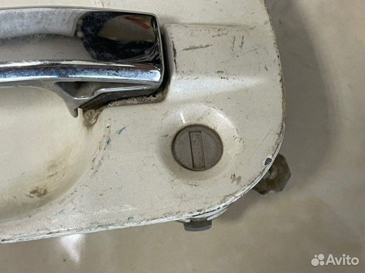 Ручка двери внешняя левая Honda Mobilio