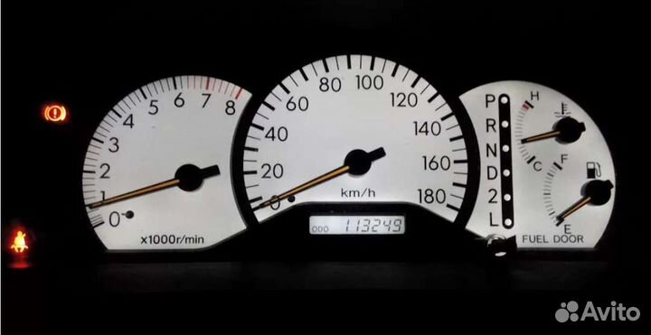Приборная панель с тахометром Toyota Corolla 120