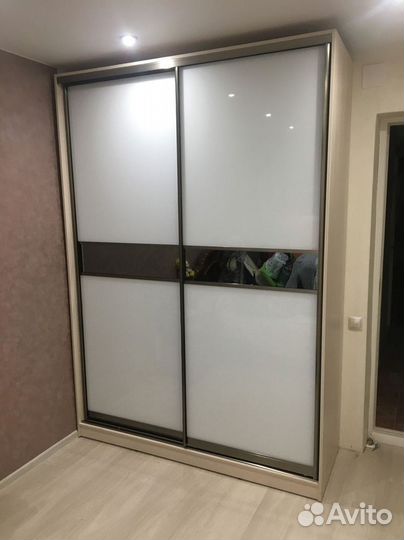 Угловой шкаф купе