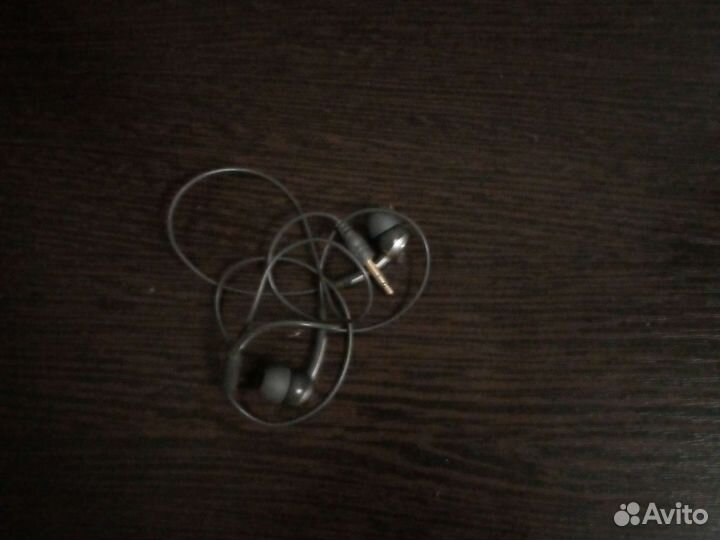 Проводные наушники sony