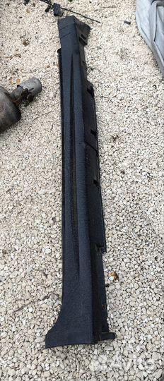 Правая накладка порога черная на Инфинити м37